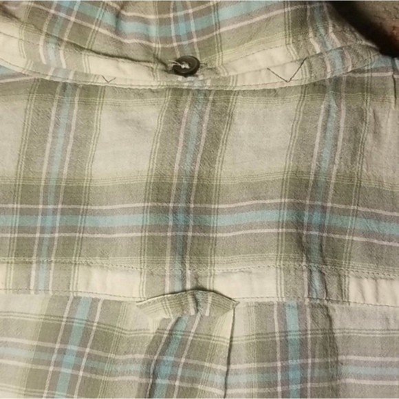 DKNY Plaid Collared Short Sleeve Shirt Men's Size Medium - Picture 4 of 6